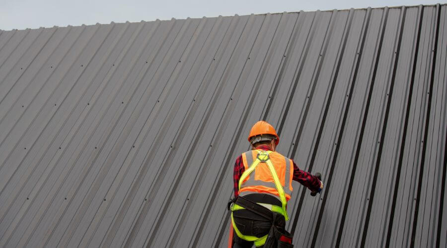 Professional gutter cleaning in Pray, MT